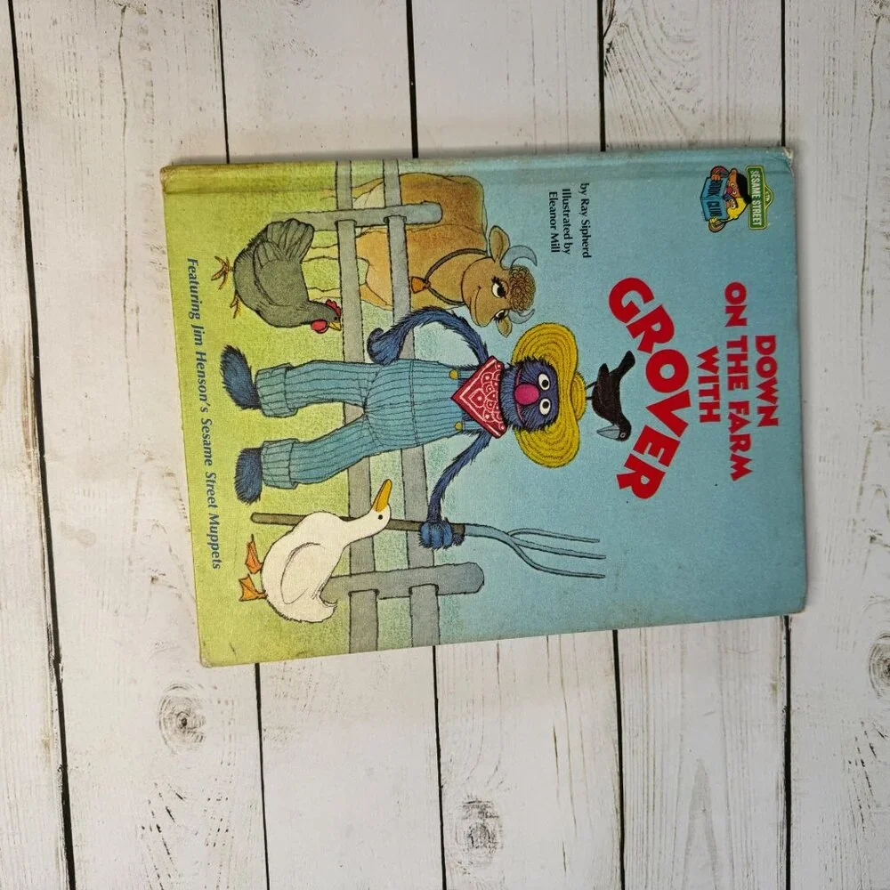 Lot of 5 Sesame Street Book club HC Books Big Bird Grover Molly Freddie Pet Show